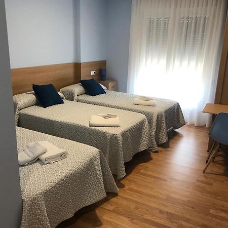 Pension Santirso Palas de Rei Esterno foto